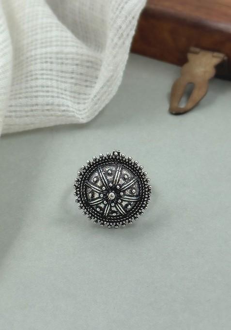 Intricate Oxidised Detailing Studded Adjustable Finger Ring