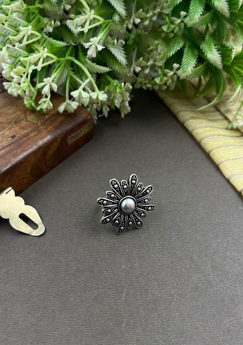 Silver Plated Oxidised Adjustable Finger Ring