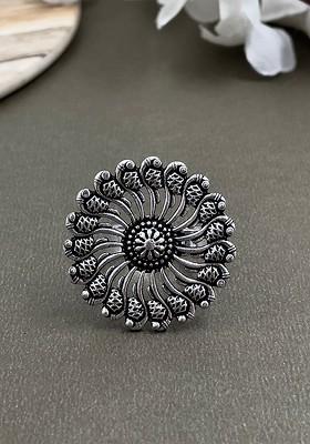 Silver Plated Oxidised Adjustable Finger Ring