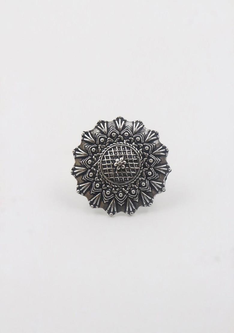 Silver Plated Oxidised Adjustable Finger Ring