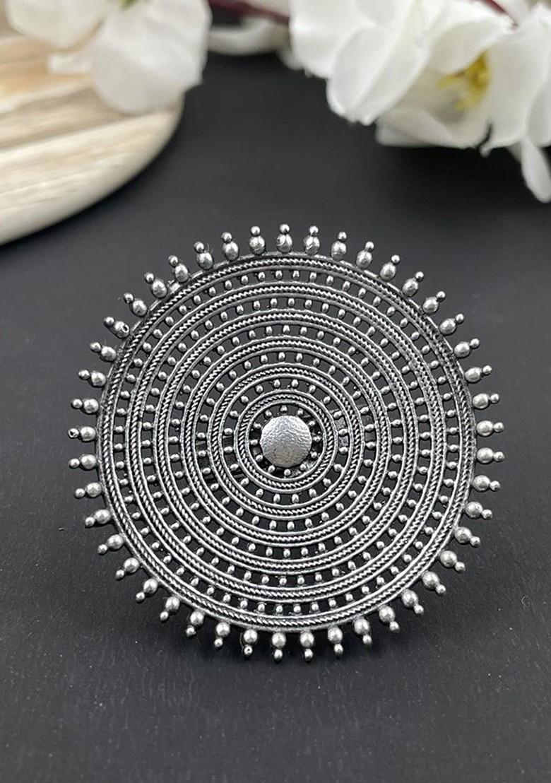 Silver Plated Oxidized Finger Ring