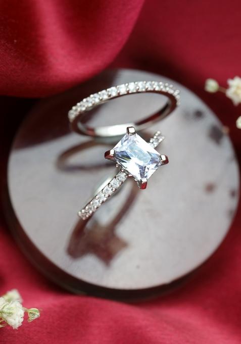 Silver Plated Silver Toned White Kundan Studded Finger Ring