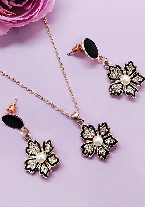 Gold Plated Stone Studded Floral Necklace Set