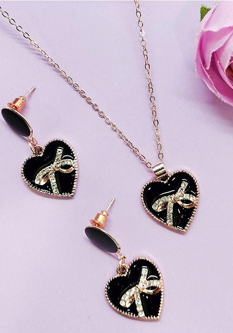 Gold Plated Stone Studded Heart Necklace Set