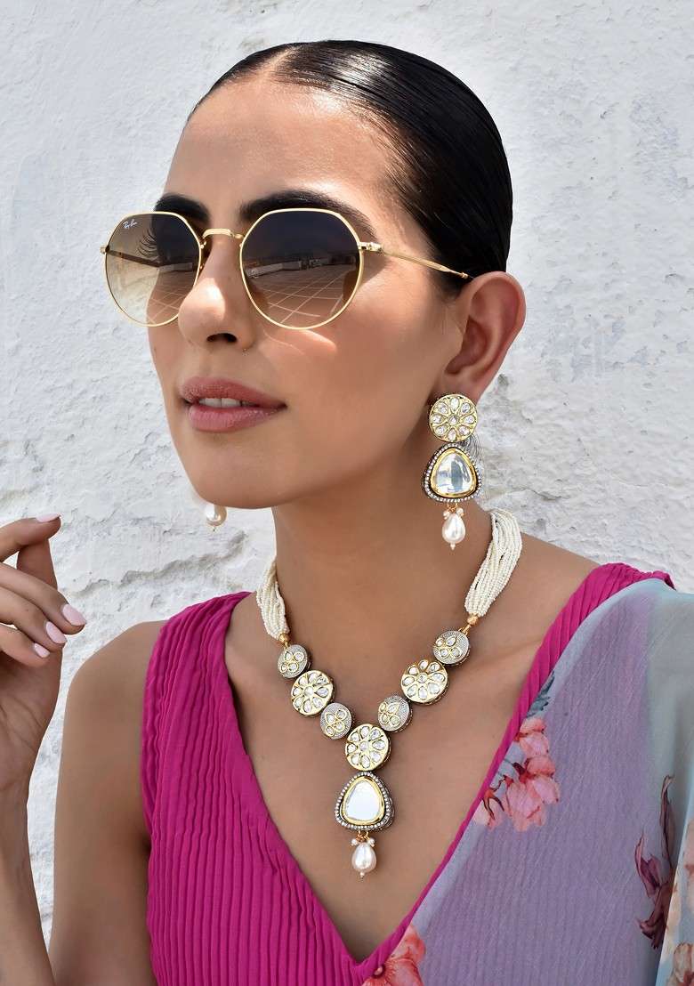 White Silver Tone Kundan Necklace Set - Indya