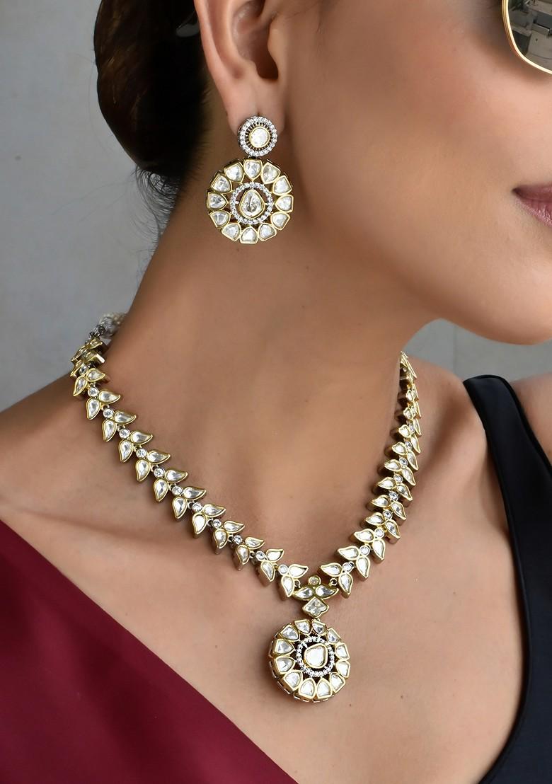 Silver Tone Polki Pendant Necklace Set