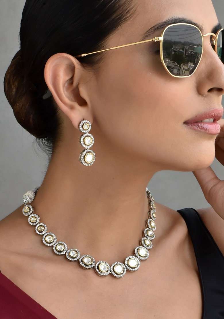 Silver Tone Polki Necklace Set - Indya