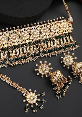 Green Polki Choker Necklace Set With Maangtika