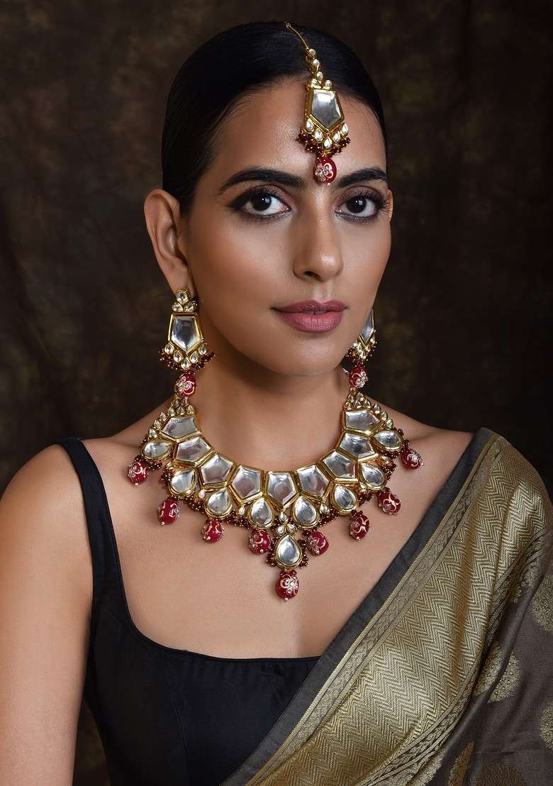 Red Gold Tone Kundan Necklace Set With Maangtika - Indya