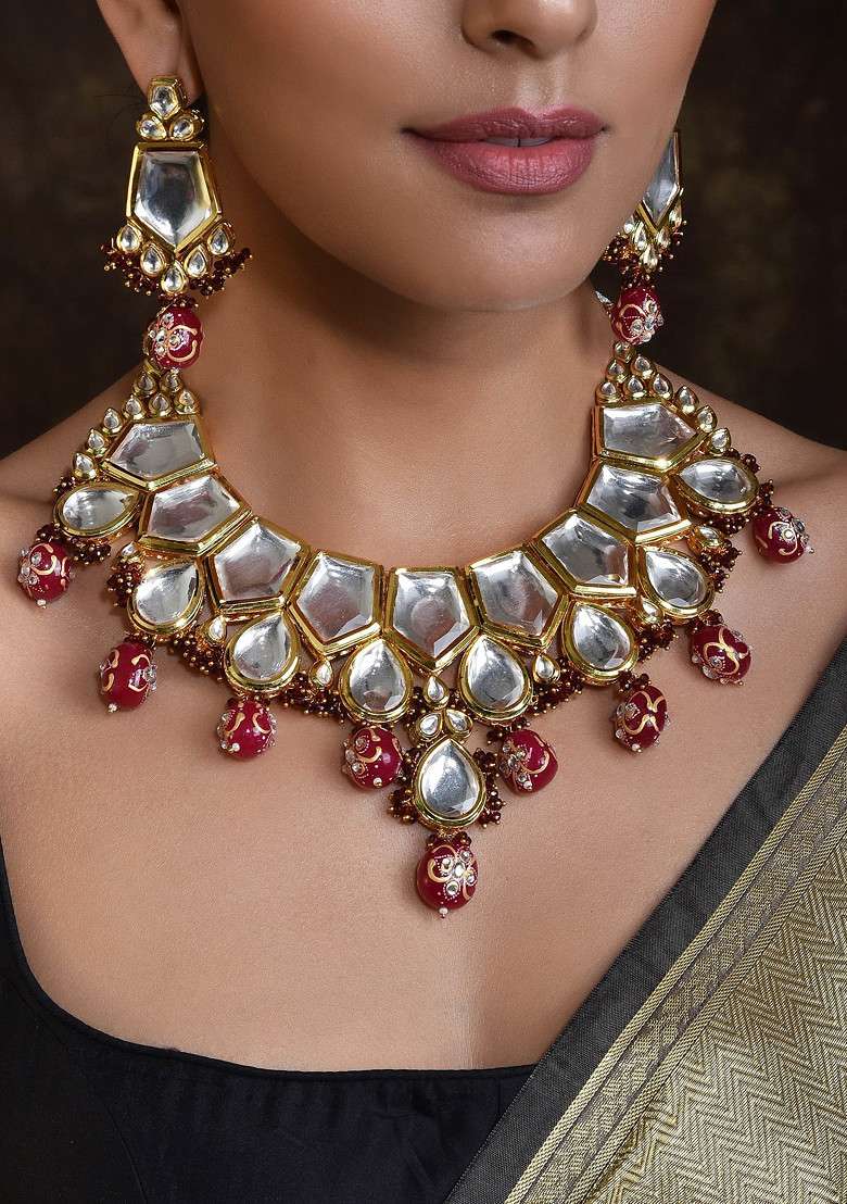 Red Gold Tone Kundan Necklace Set With Maangtika - Indya