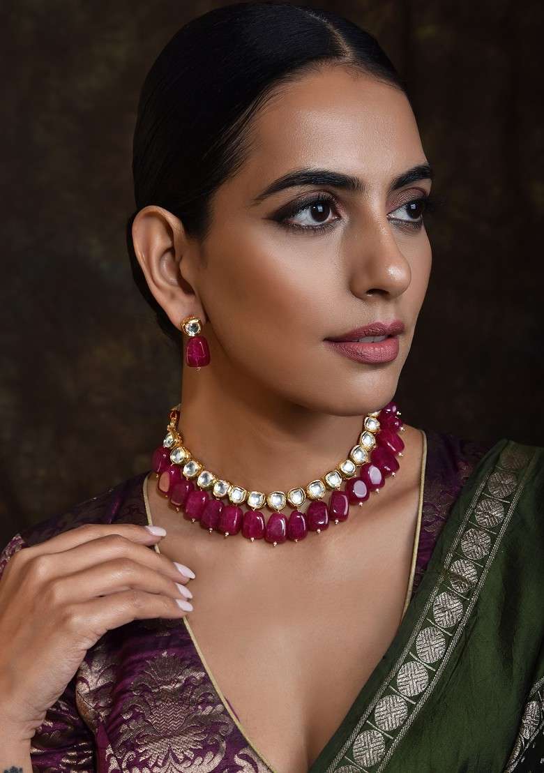 Maroon Gold Tone Kundan Necklace Set - Indya