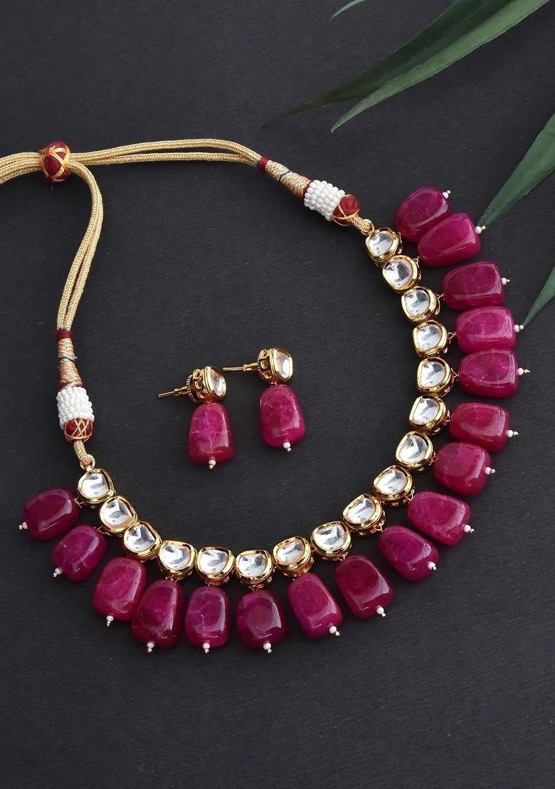 Maroon Gold Tone Kundan Necklace Set - Indya