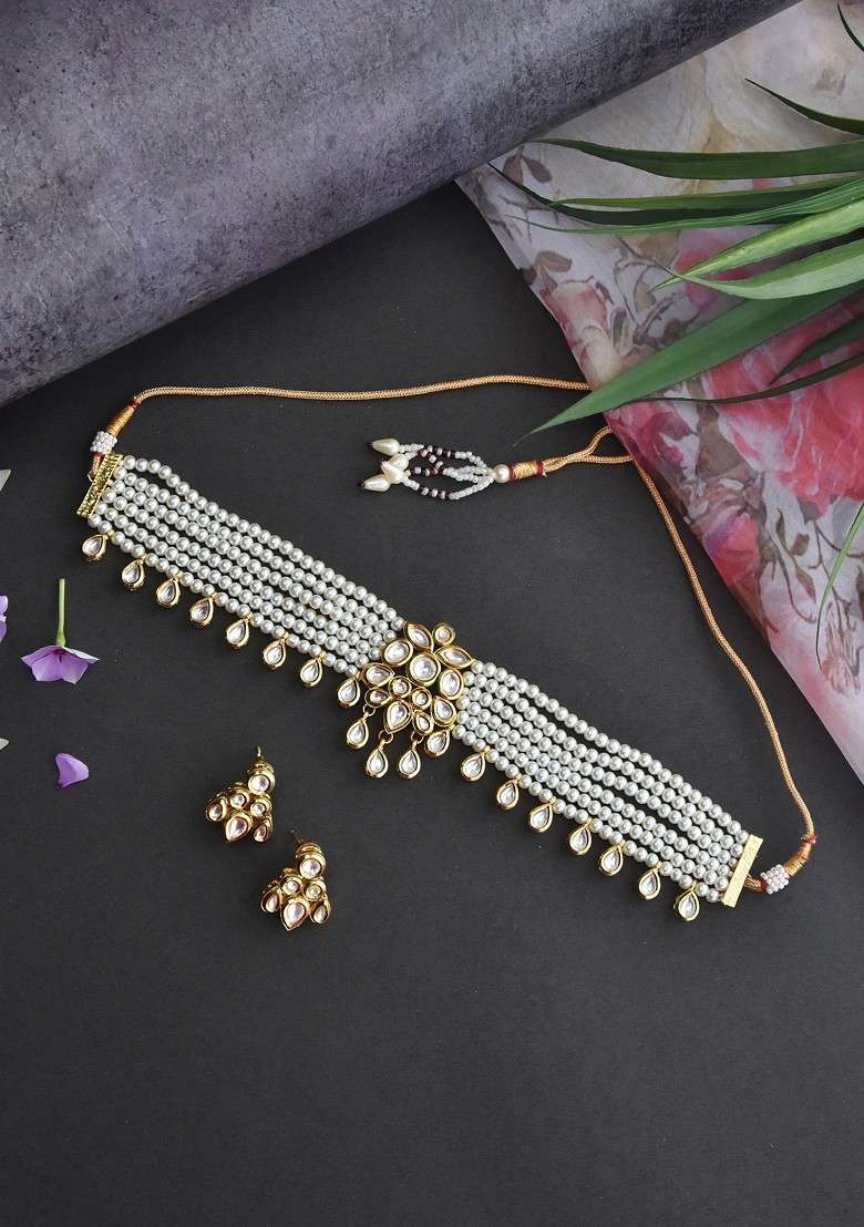 White Gold Tone Kundan Pearl Choker Necklace Set - Indya