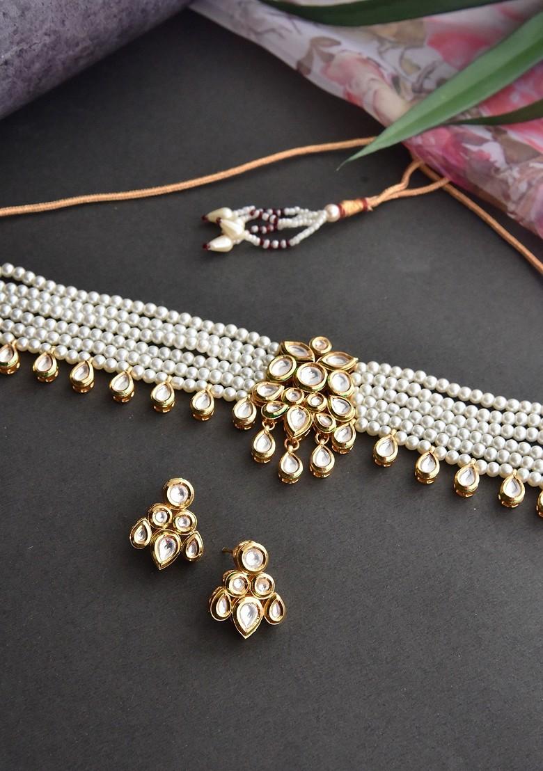 White Gold Tone Kundan Pearl Choker Necklace Set