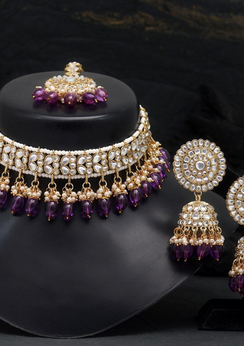 Buy Women Purple Choker Kundan Necklace Set With Maang Tikka