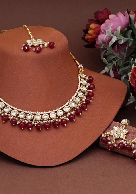 Maroon Kundan Necklace Set With Maang Tikka