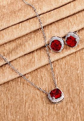 Gold Plated Cubic Zircon American Diamond Mala Necklace