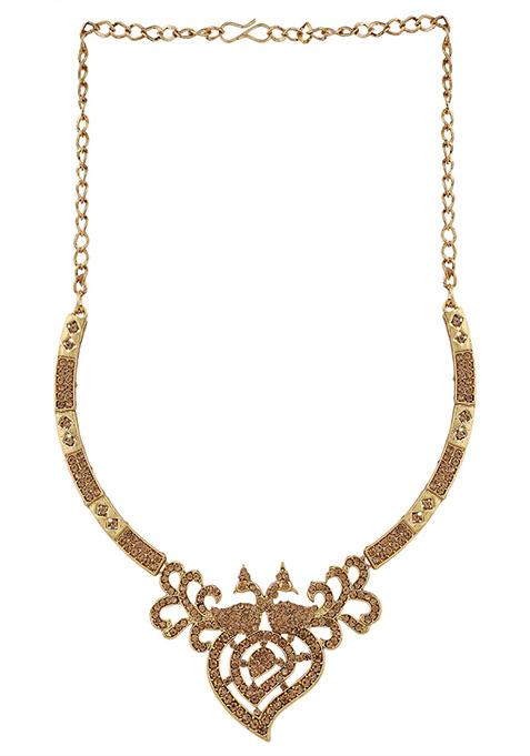 Gold Plated Artificial Stone Necklace Set With Maang Tikka