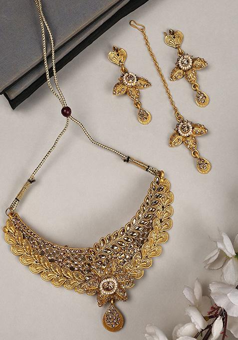 Gold Plated Artificial Stone And Bead Necklace Set With Maang Tikka