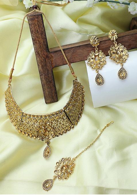 Gold Plated Cubic Zirconia Necklace Set With Maang Tikka