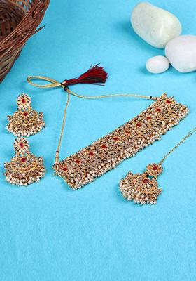 Red Gold Plated Kundan Necklace Set With Maang Tikka