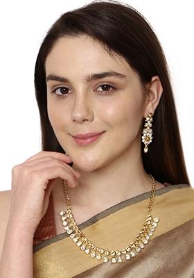 Traditional Gold Plated Stone Studded Choker Necklace With Earrings