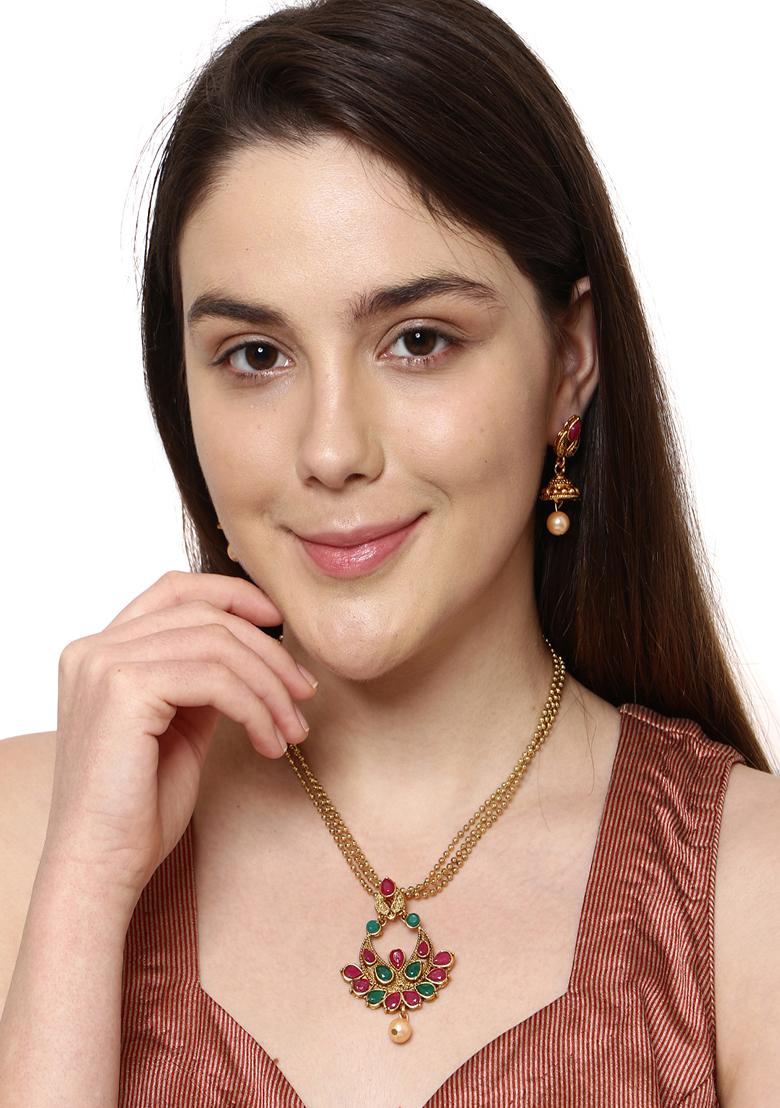 Traditional Gold Plated Cubic Zirconia Party Wear Jewellery Set Stone Studded