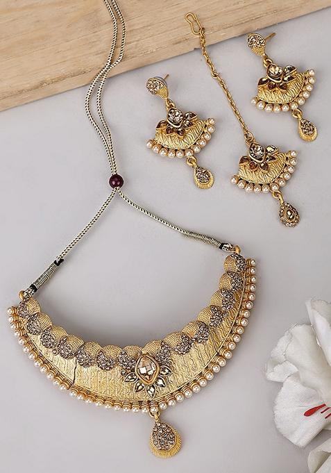 Designer Gold Plated Traditional Matte Finish Necklace With Earring Maang Tikka