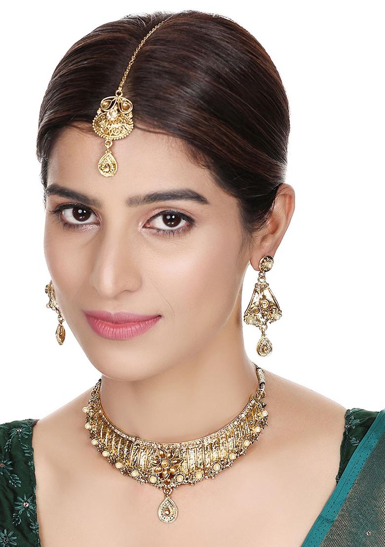 Designer Gold Plated Traditional Matte Finish Necklace With Earring Maang Tikka