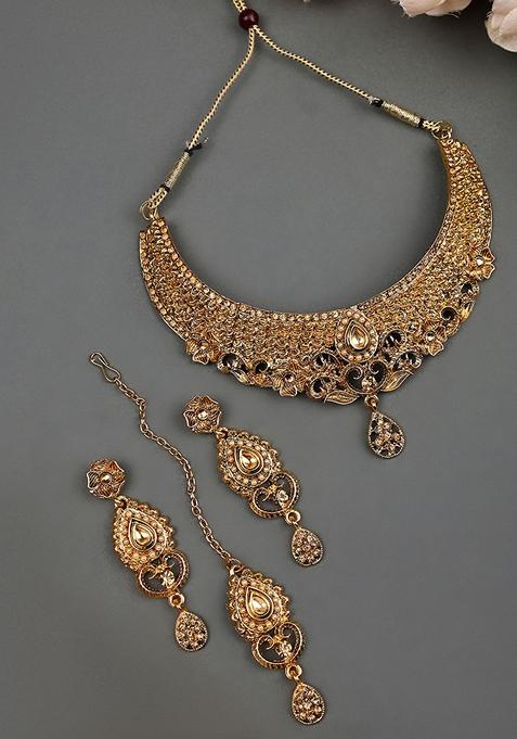 Designer Gold Plated Traditional Matte Finish Necklace With Earring Maang Tikka