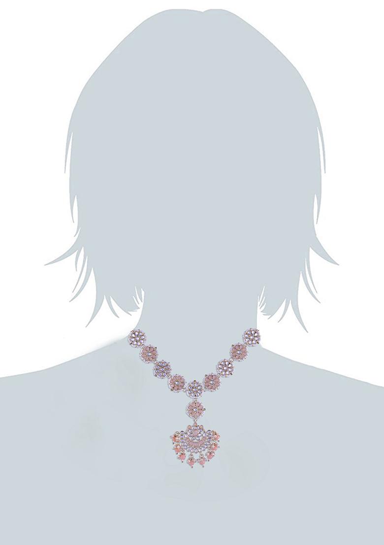 Gold Plated Traditional Pearl Kundan Studded Jewellery Necklace Set With Maang Tikka