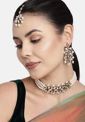 Gold Plated Kundan And Pearl Beaded Choker Set