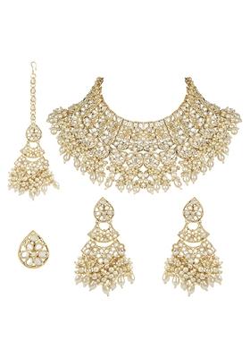 Gold Plated Traditional Pearl Kundan Studded Floral Bridal Choker Necklace With Earring Maang Tikka And Finger Ring Set