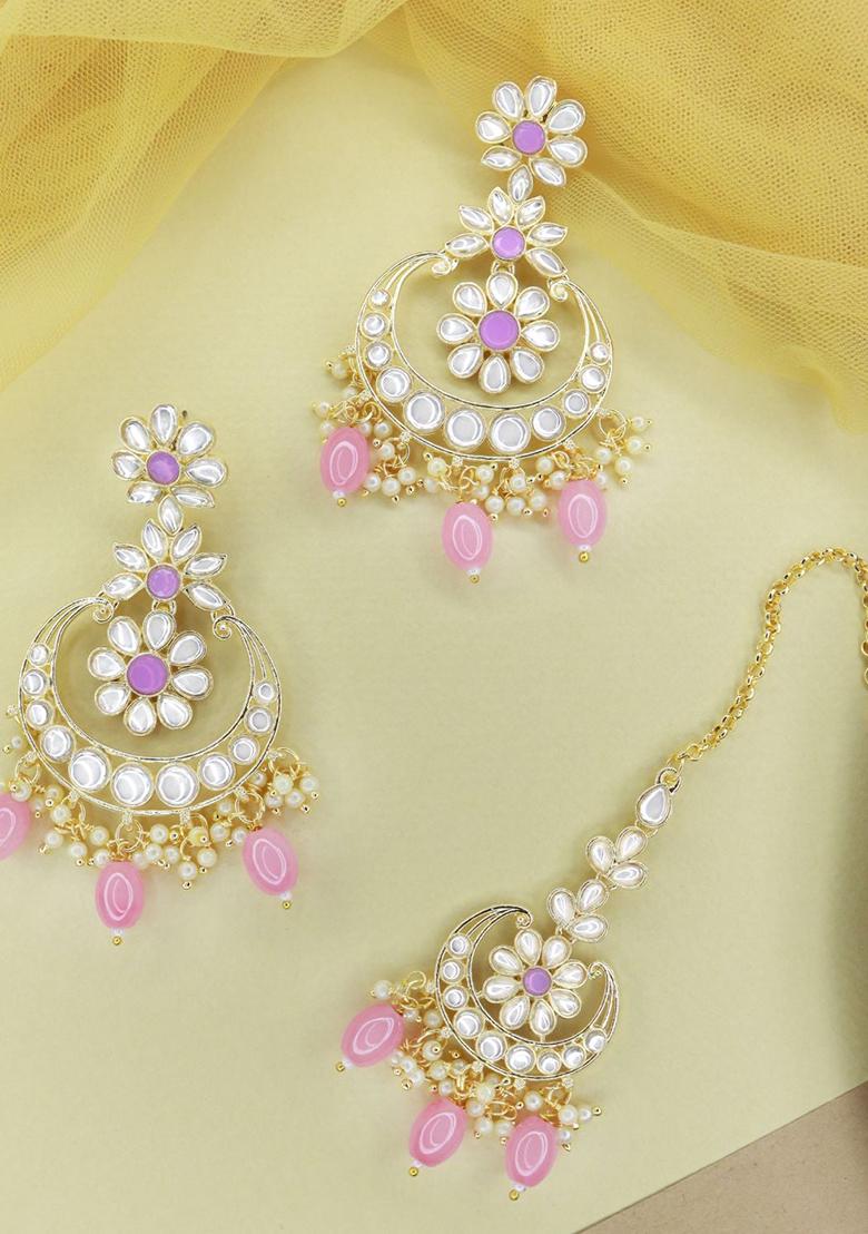 Gold Plated Traditional Kundan And Pearl Chandbali Earrings With Maang Tikka Set