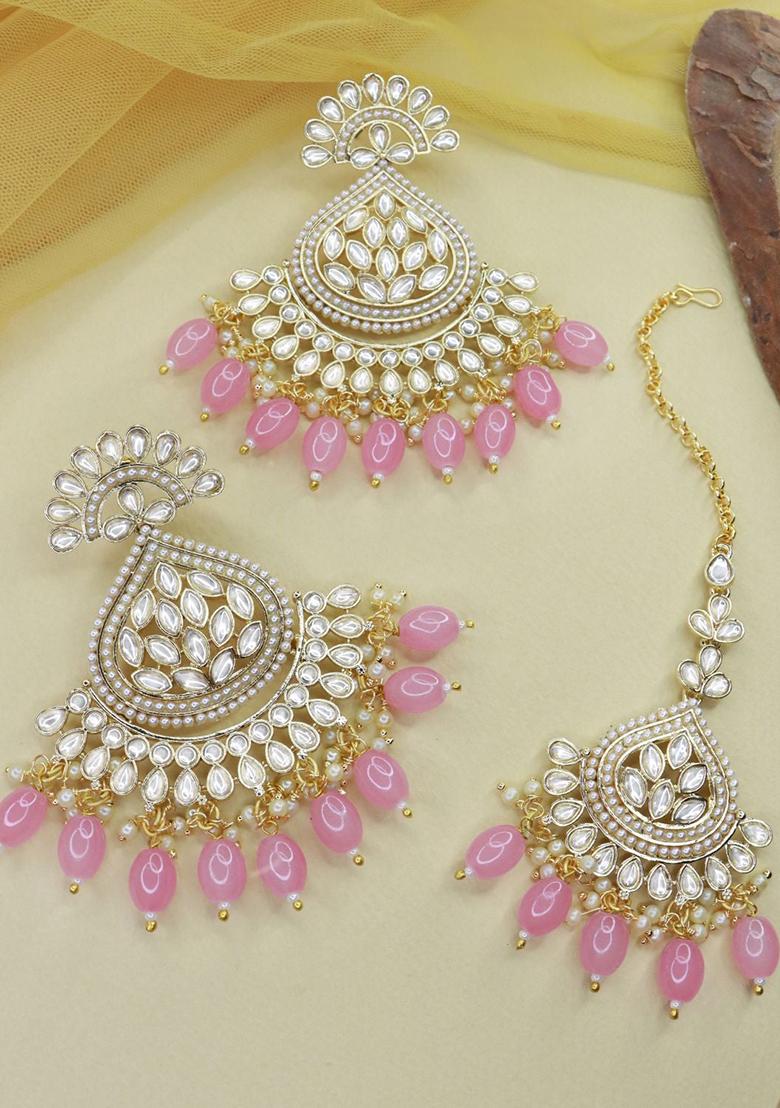 Gold Plated Traditional Kundan And Pearl Chandbali Earrings With Maang Tikka Set