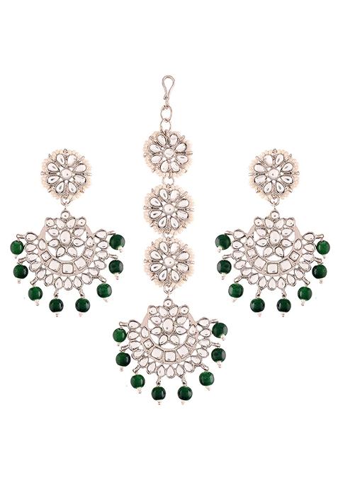 Rhodium Plated Matte Kundan And Faux Pearl Chandbali Earrings With Maang Tikka Set