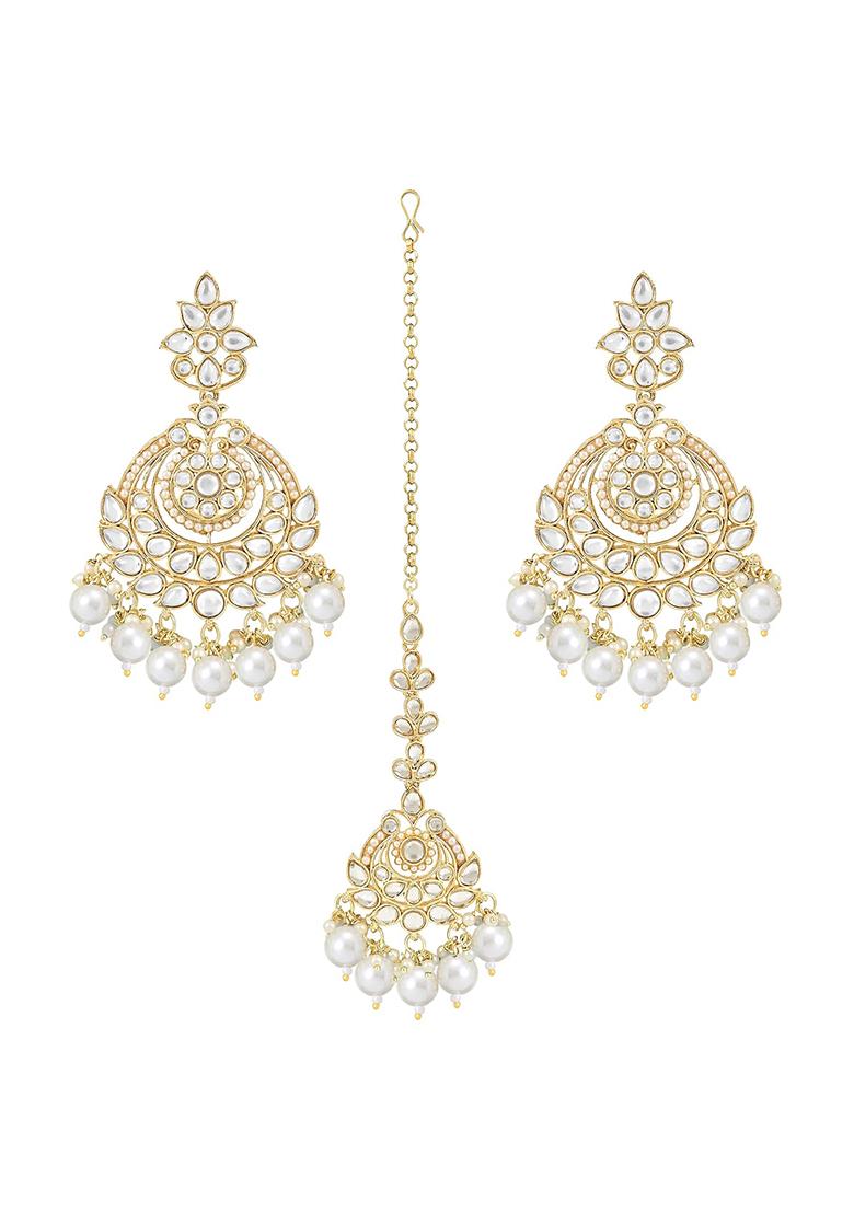 Gold Plated Traditional Kundan And Pearl Chandbali Earrings With Maang Tikka Set