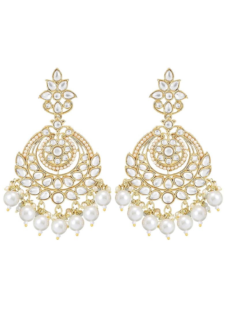 Gold Plated Traditional Kundan And Pearl Chandbali Earrings With Maang Tikka Set