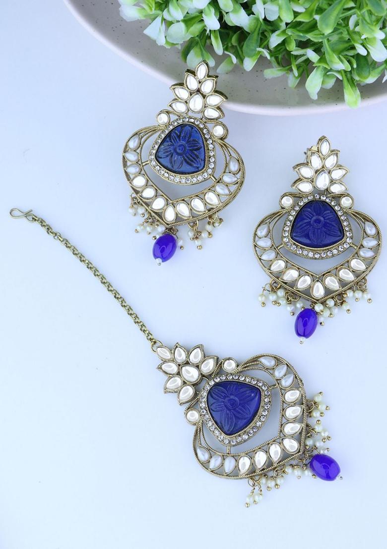 Gold Plated Traditional Kundan Pearl Chandbali Earrings With Maang Tikka