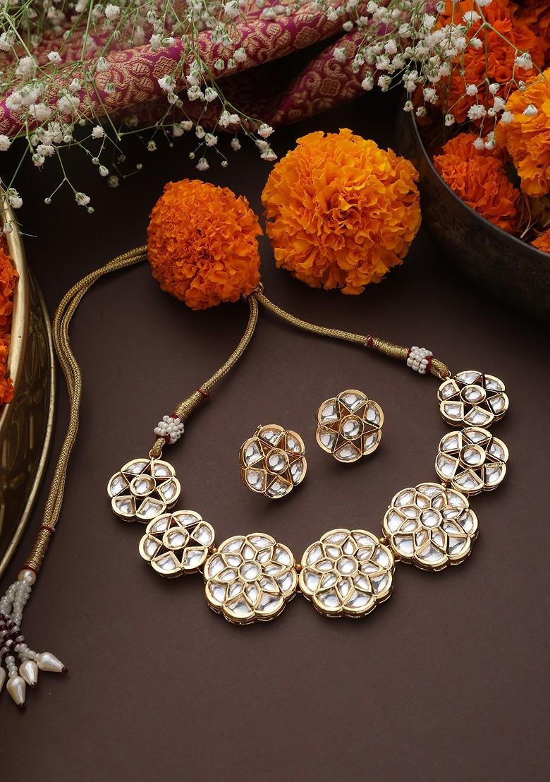 Gold Toned Polki Necklace Set