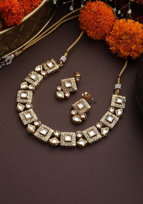 Gold Toned Kundan Necklace Set