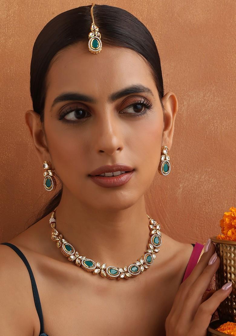 Green Gold Toned Kundan Necklace Set