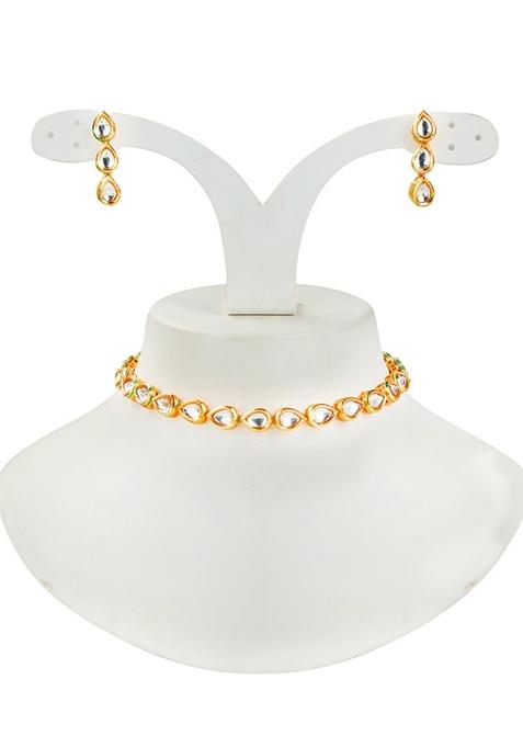 Gold Kundan Studded Necklace Set