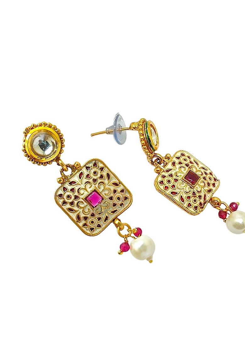 Gold Kundan Studded Necklace Set