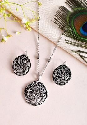Silver Plated Necklace Set