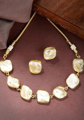 Gold Gold Plated Mother Of Pearl Handcrafted Jewellery Set