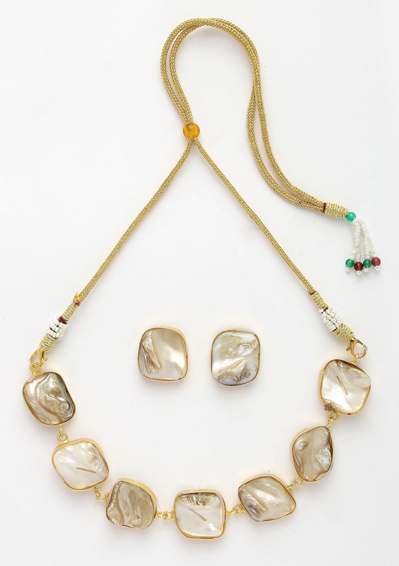 Gold Gold Plated Mother Of Pearl Handcrafted Jewellery Set