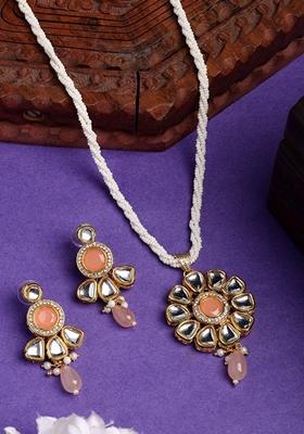 Peach Stones With Kundan Studded Long Jewellery Set