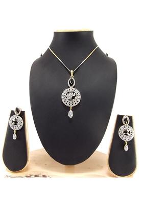 American Diamond Blue Stone Studded Pendant Jewellery Set