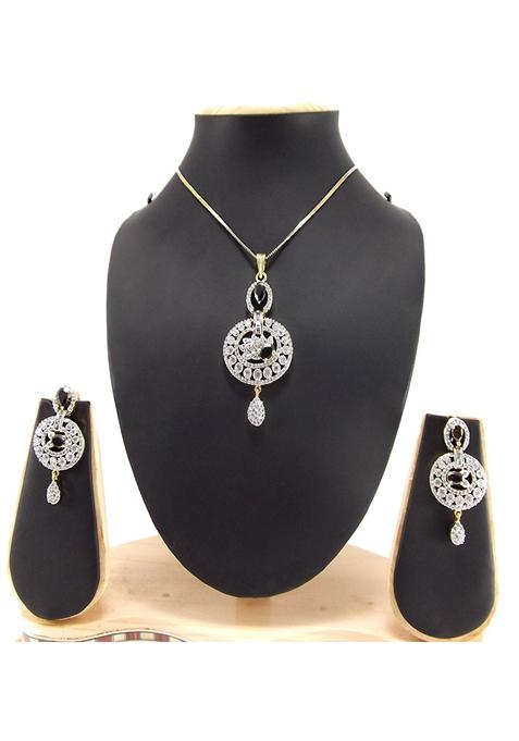 American Diamond Blue Stone Studded Pendant Jewellery Set